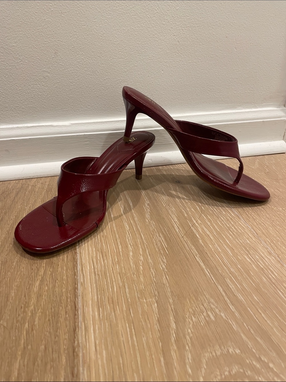 Zara Burgundy Leather Thong-Heel Sandals